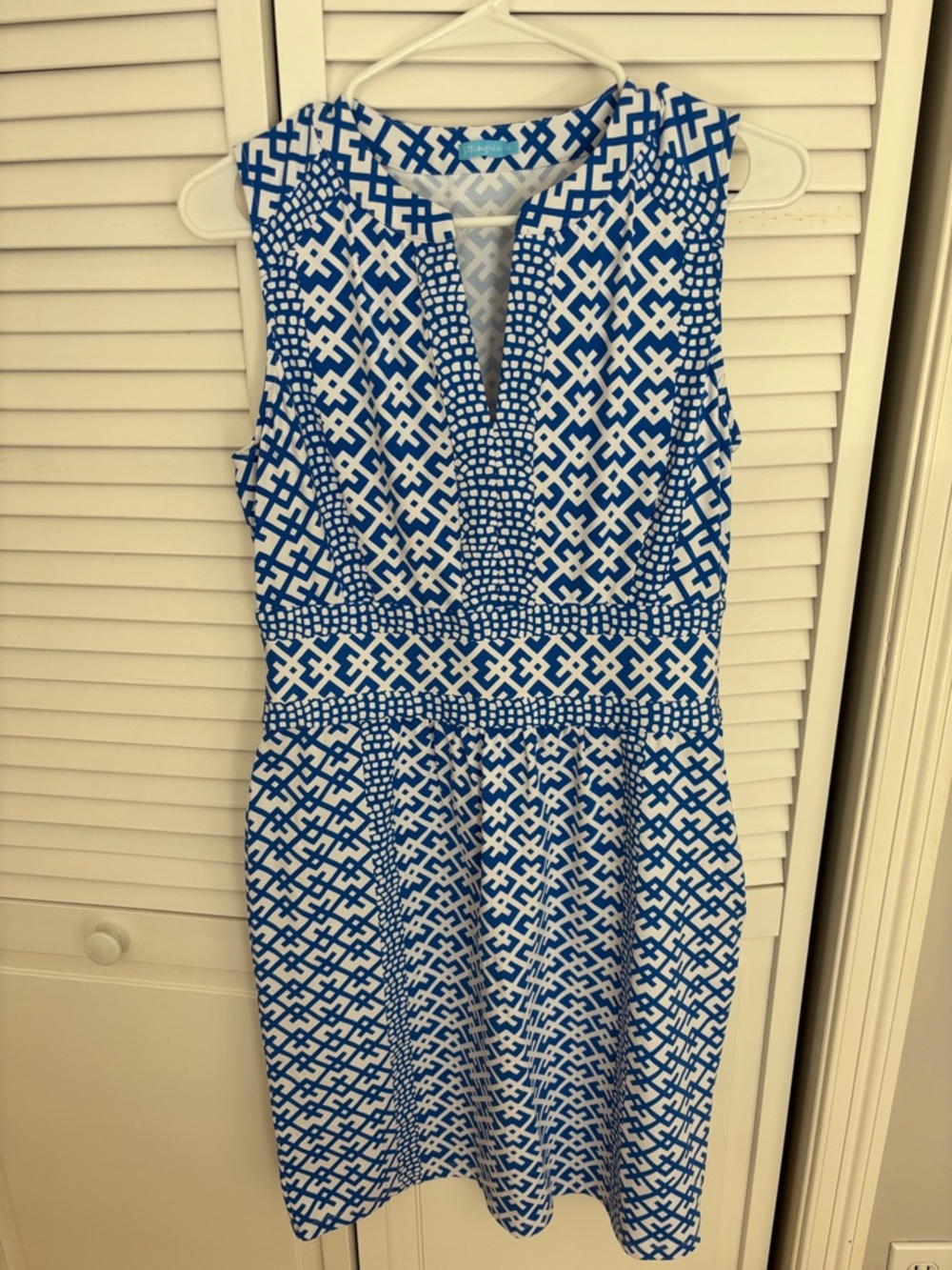 J. McLaughlin Blue and White Geometric Sleeveless Fit-and-Flare Dress